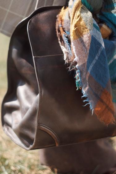 SAC PORTÉ ÉPAULE EN CUIR ÉDITION LIMITÉE - Marron de Zara - Image 4