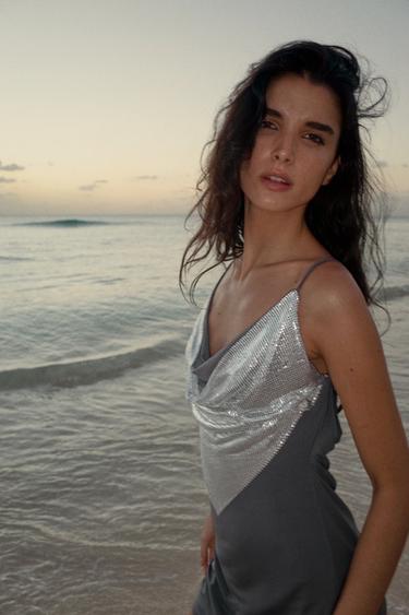 ROBE COURTE BIMATIÈRE EN MAILLE - Plomb foncé de Zara - Image 2