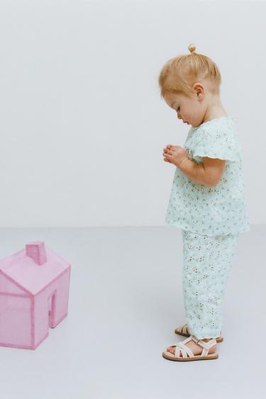 SWISS EMBROIDERED FLORAL PRINT SHIRT - Sea green by Zara