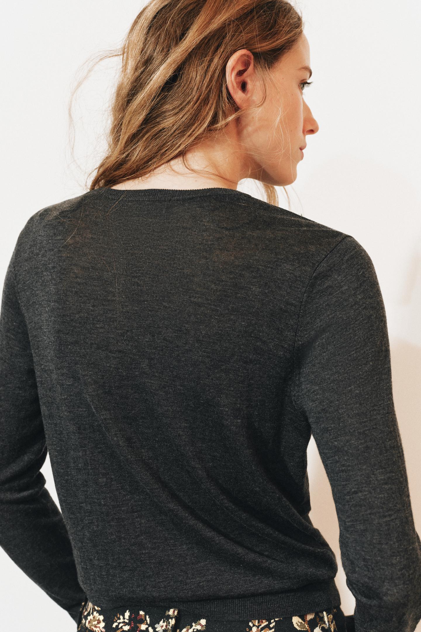 Женский свитер Zara Extra-Fine Wool and Silk, цвет: Тёмный серый — фото 3