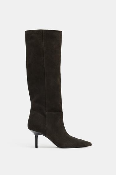 BOTA TACÓN SERRAJE - Marrón Chocolate de Zara - Imagen 0