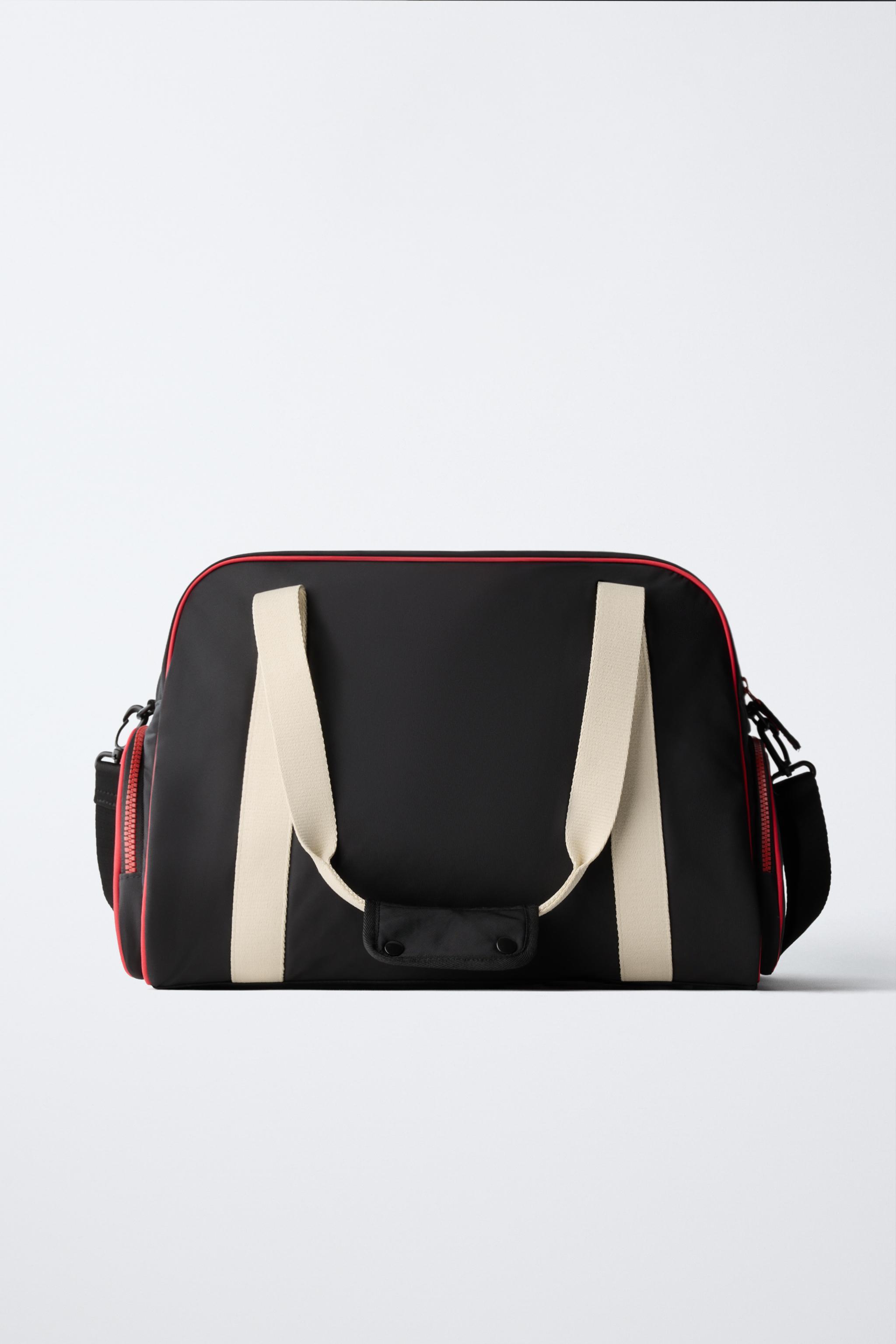 STRANGER THINGS NETFLIX ボウリングバッグ STRANGER THINGS © NETFLIX BOWLING BAG - Black | ZARA United States