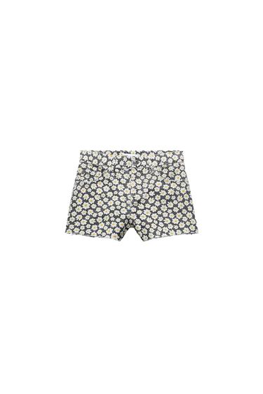 STRAIGHT SHORTS WITH DAISY PRINT