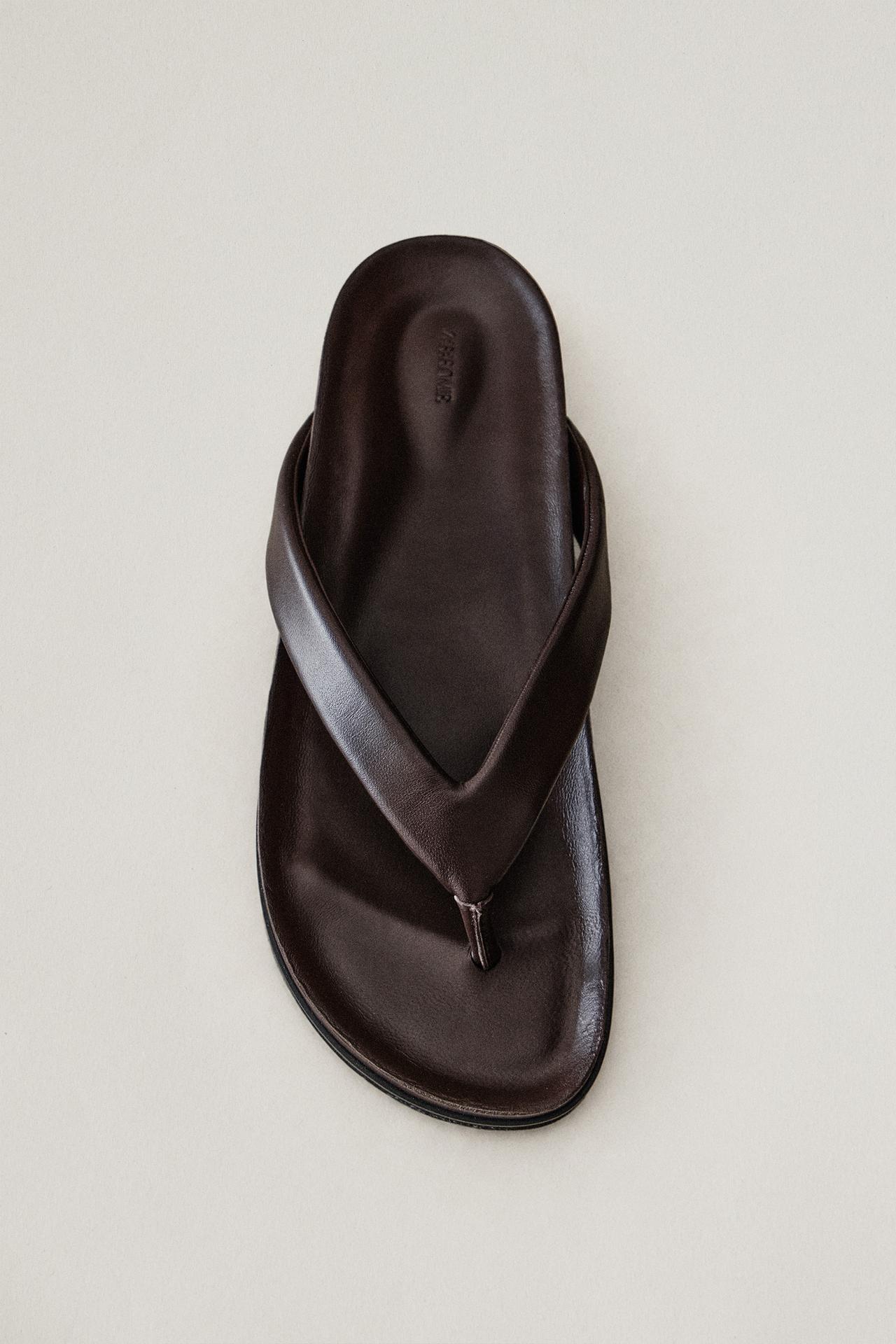 LEATHER STRAPPY SANDALS — Chocolate Brown