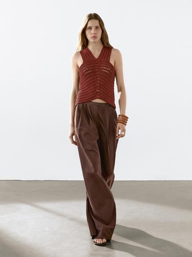 Zara Flowing trousers with double darts - various