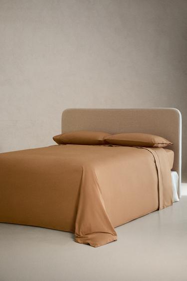 PERCALE DUVET COVER (300 THREAD COUNT) - Mid-camel by Zara