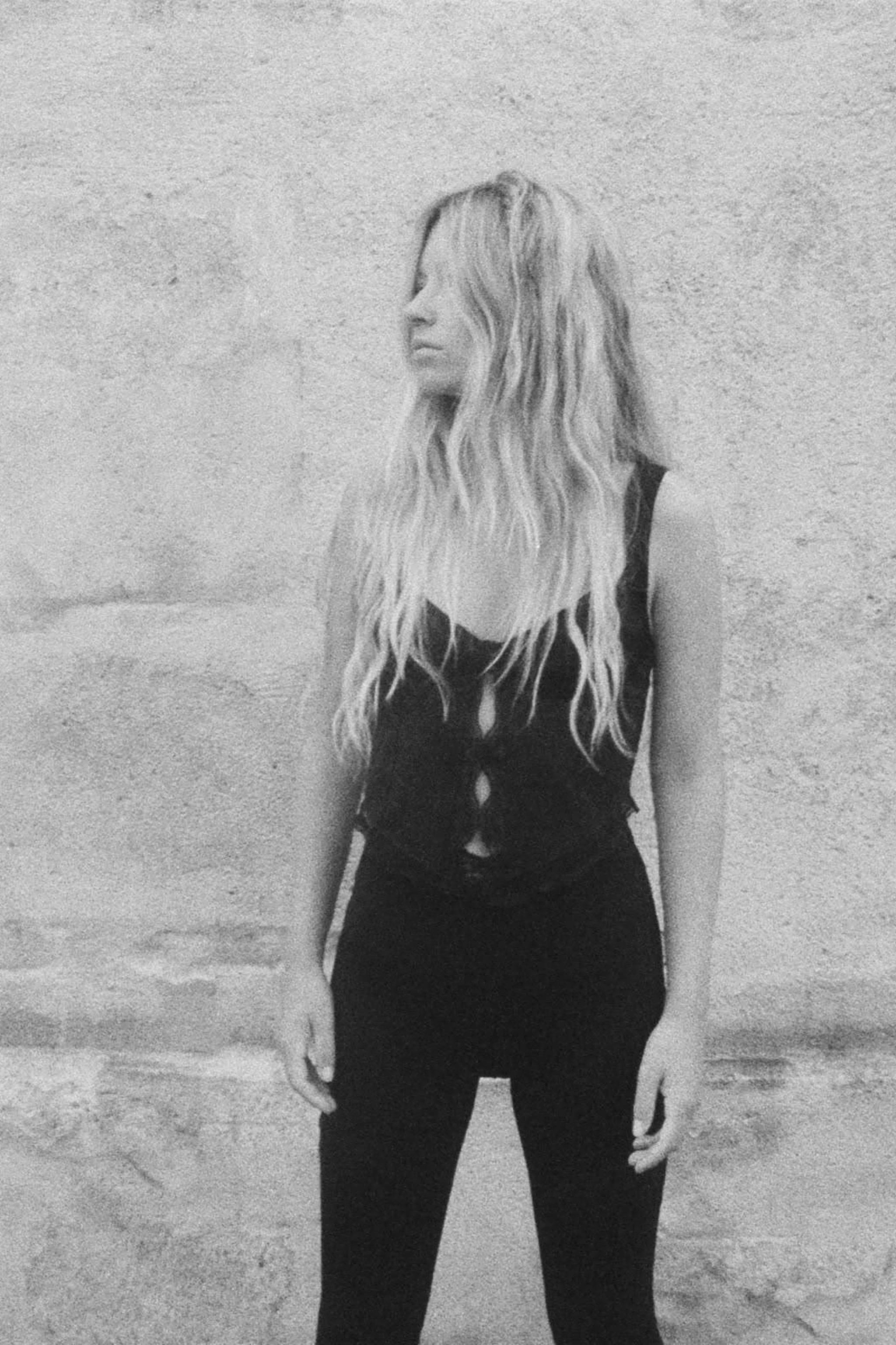 POLYAMIDE LACE BUTTON TOP — Black