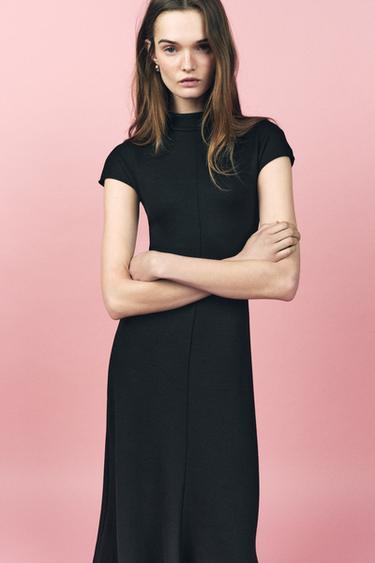 Zara PEHME MIDIKLEIT - Must