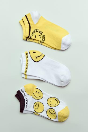 SMILEYWORLD® THREE-PACK OF ANKLE SOCKS - Yellow by Zara