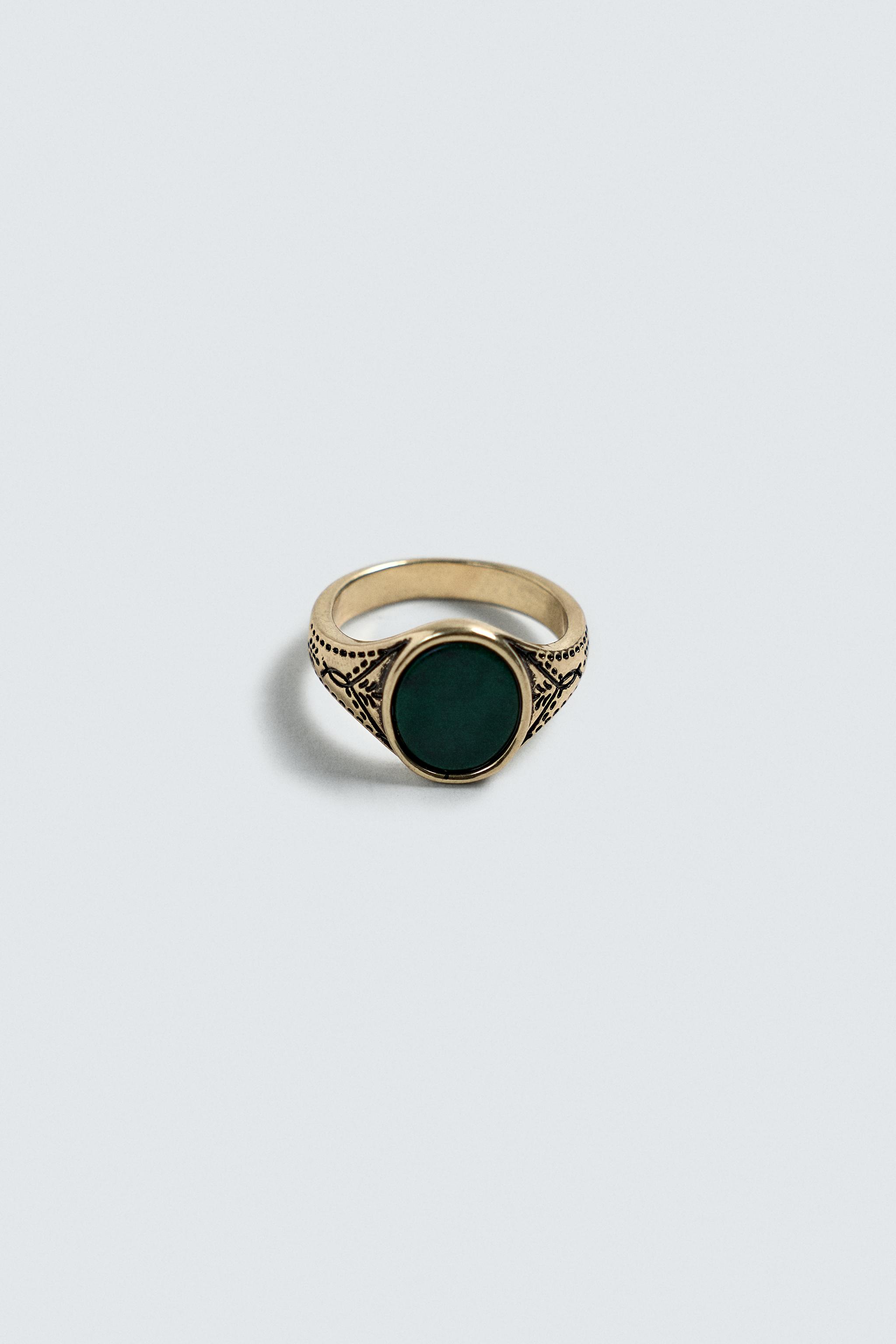 STONE SIGNET RING