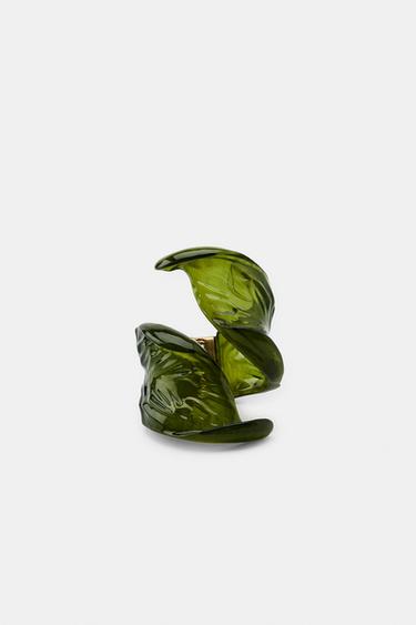 RESIN LEAF BANGLE - Green by Zara