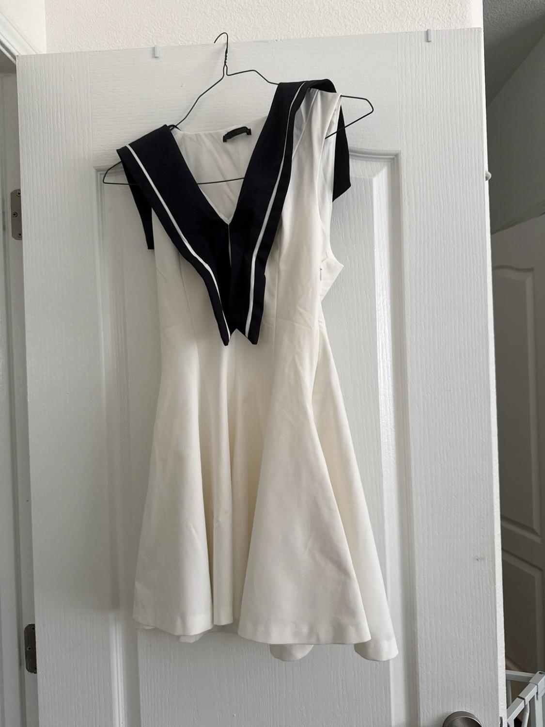 DRESS - Image 2