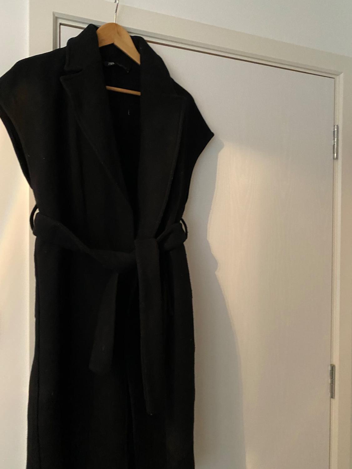 WAISTCOAT WITH BELT - Image 3