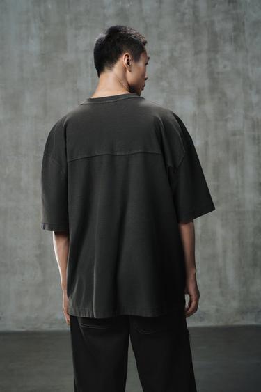 BOXY FIT HEAVYWEIGHT T-SHIRT - Black by Zara