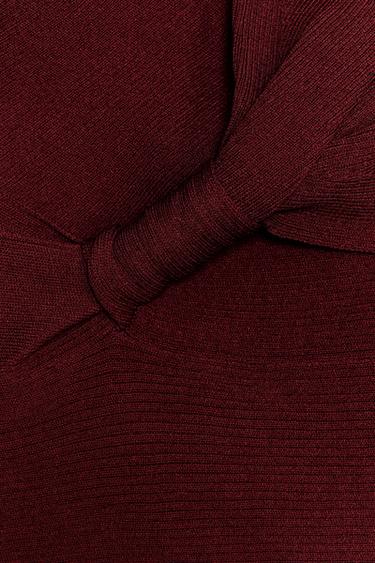 TOP ASYMÉTRIQUE EN MAILLE - Bordeaux de Zara - Image 5