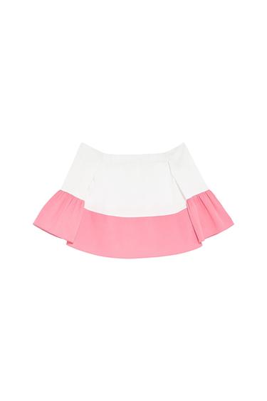 TWO-TONE TOP WITH EXPOSED SHOULDERS