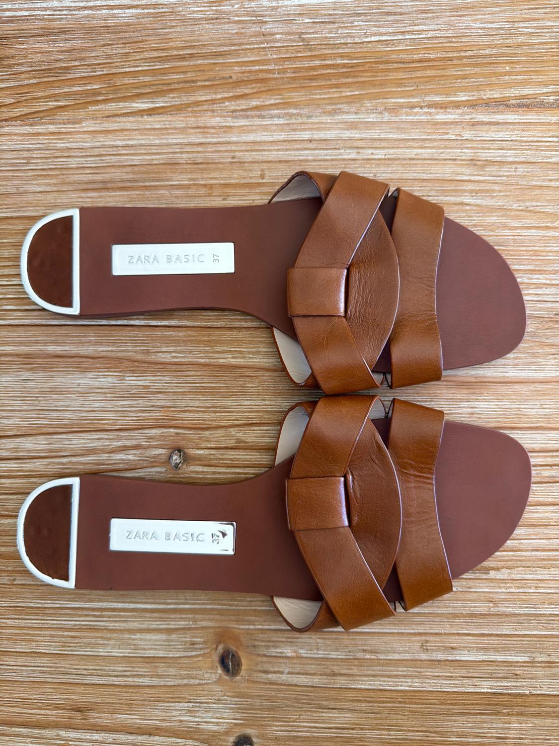 ZARA FLAT CROSSED LEATHER SANDALS - Image 3