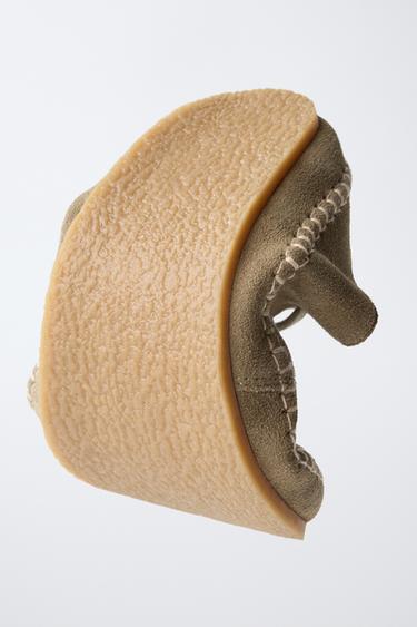 CHAUSSURES BAREFOOT EN CUIR - Marron sable de Zara - Image 2