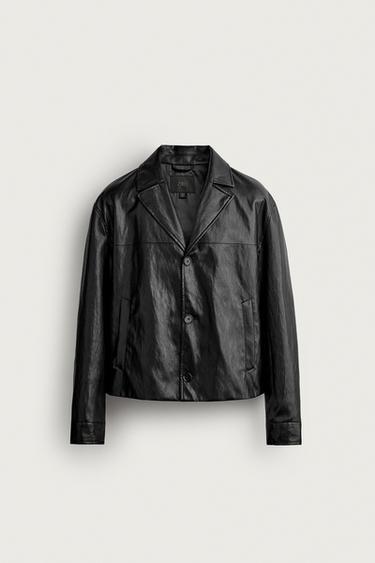 CAZADORA CROPPED FIT EFECTO PIEL - Negro de Zara