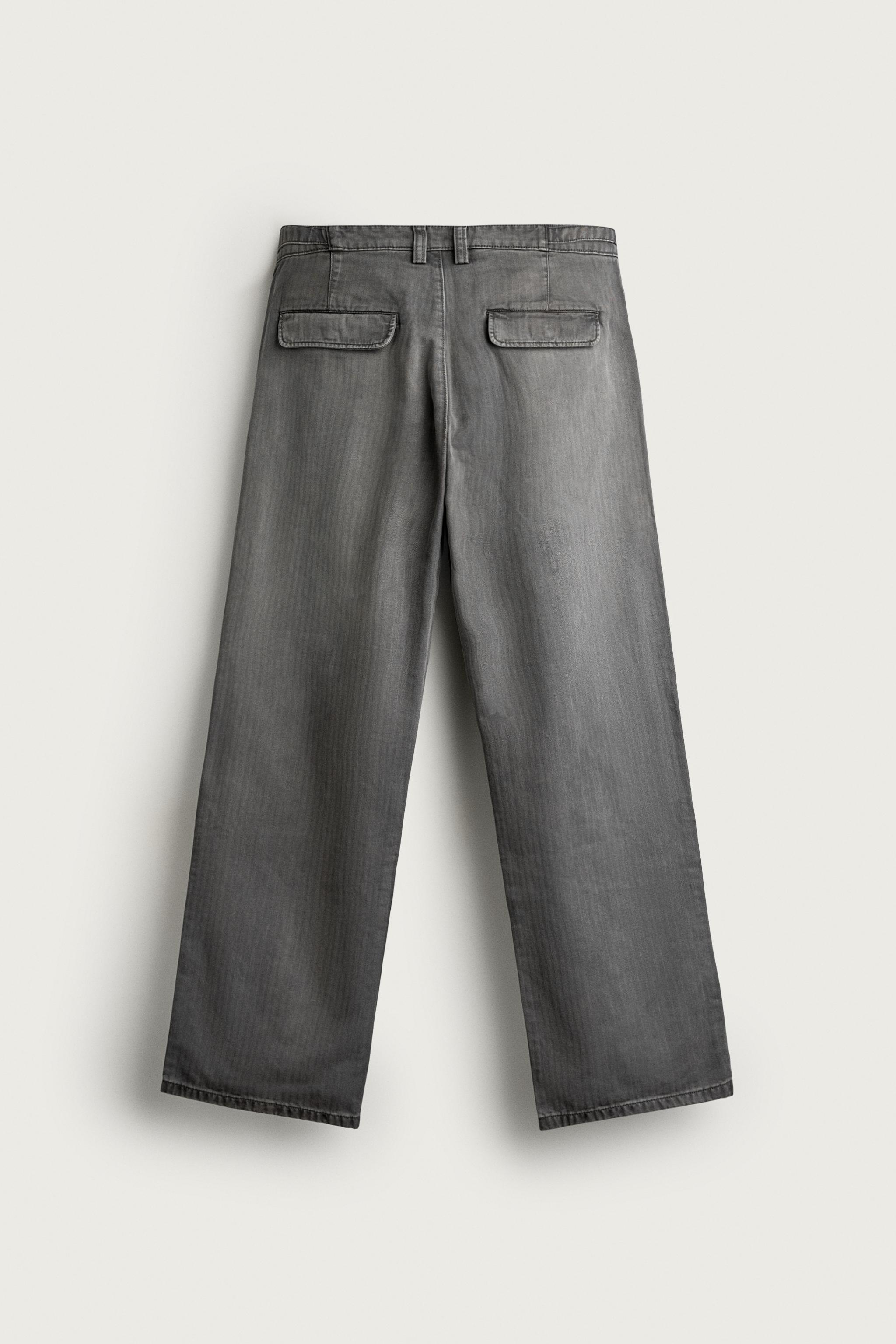 PANTALON STRUCTURÉ À CHEVRONS AVEC PATTES