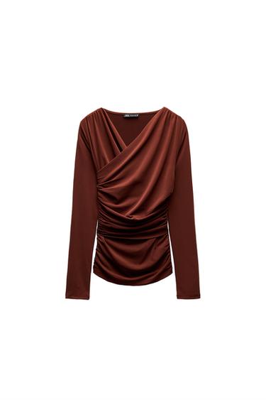 DRAPED TOP