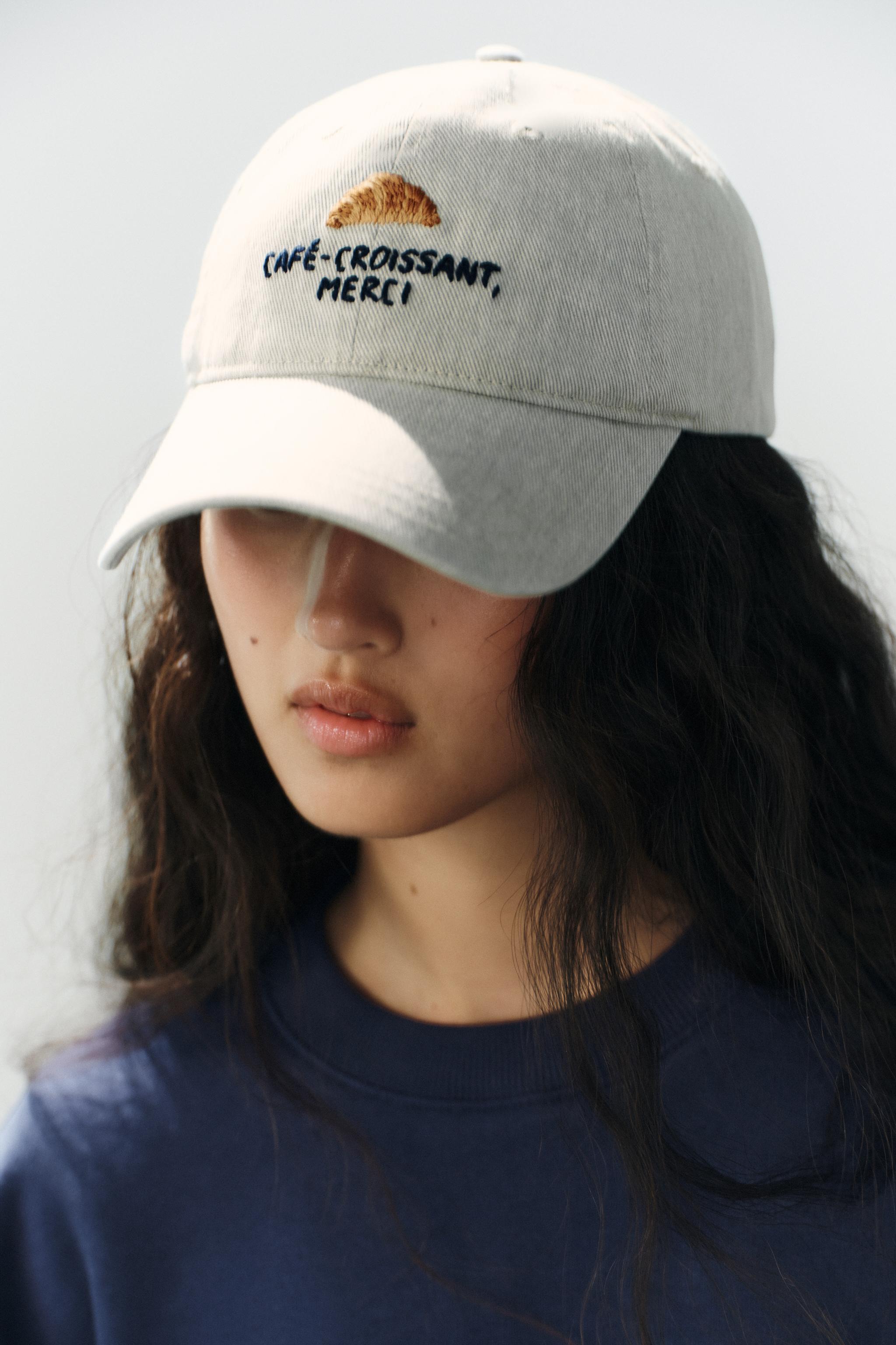 CROISSANT EMBROIDERY TWILL CAP — Ice