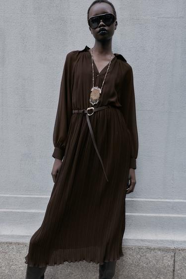 ROBE MI-LONGUE PLISSÉE AVEC CEINTURE - Marron de Zara - Image 3