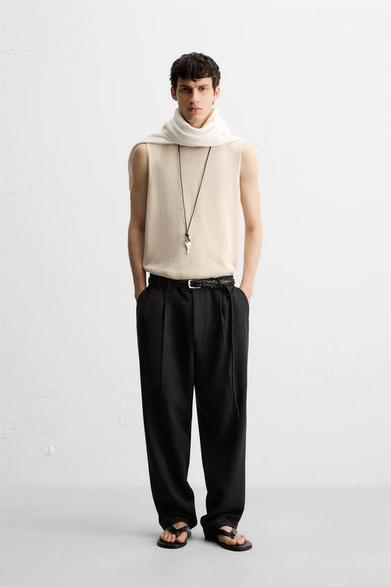 PLEATED RELAXED FIT PANTS