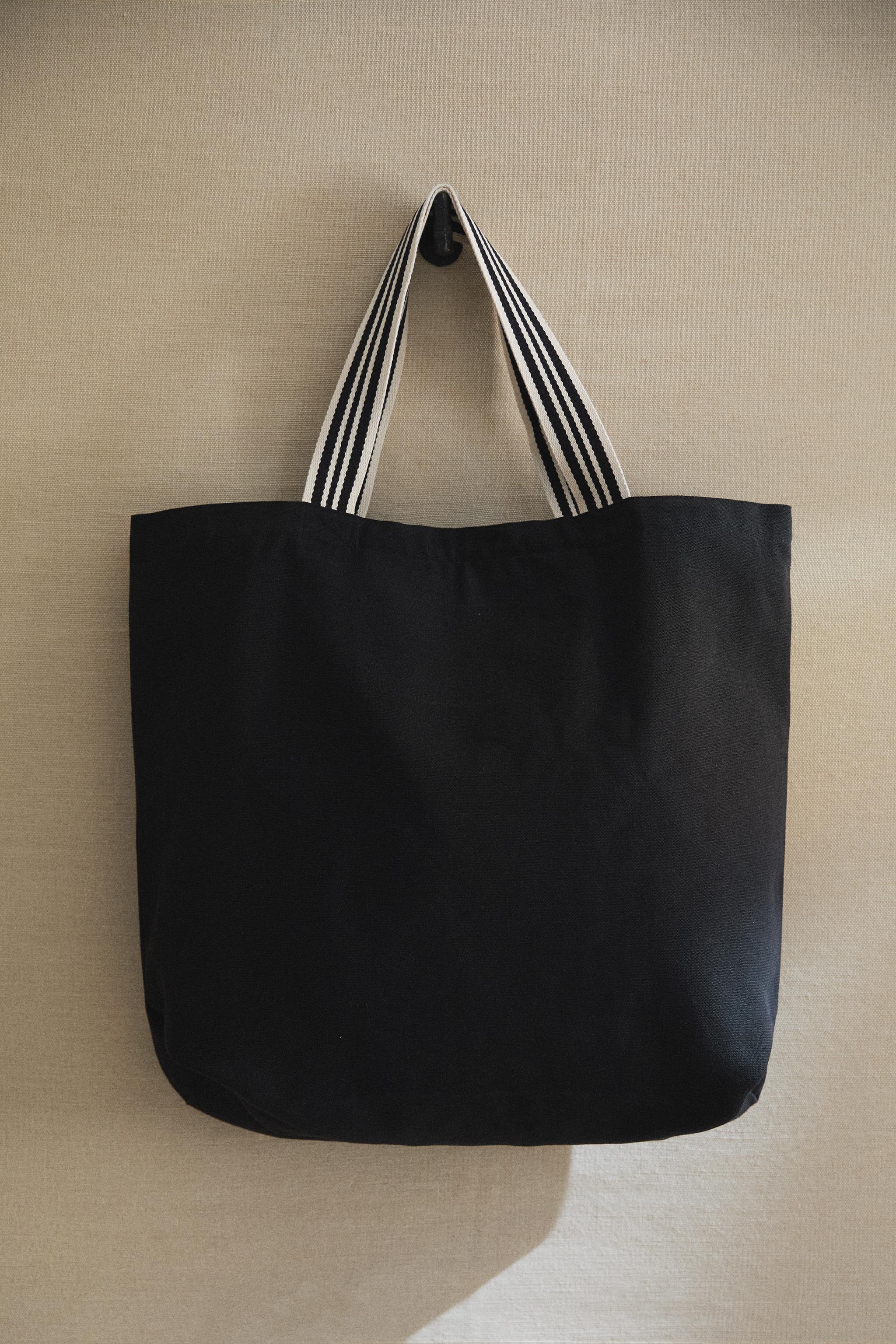 REVERSIBLE FABRIC STRIPED SHOPPER BAG — Black