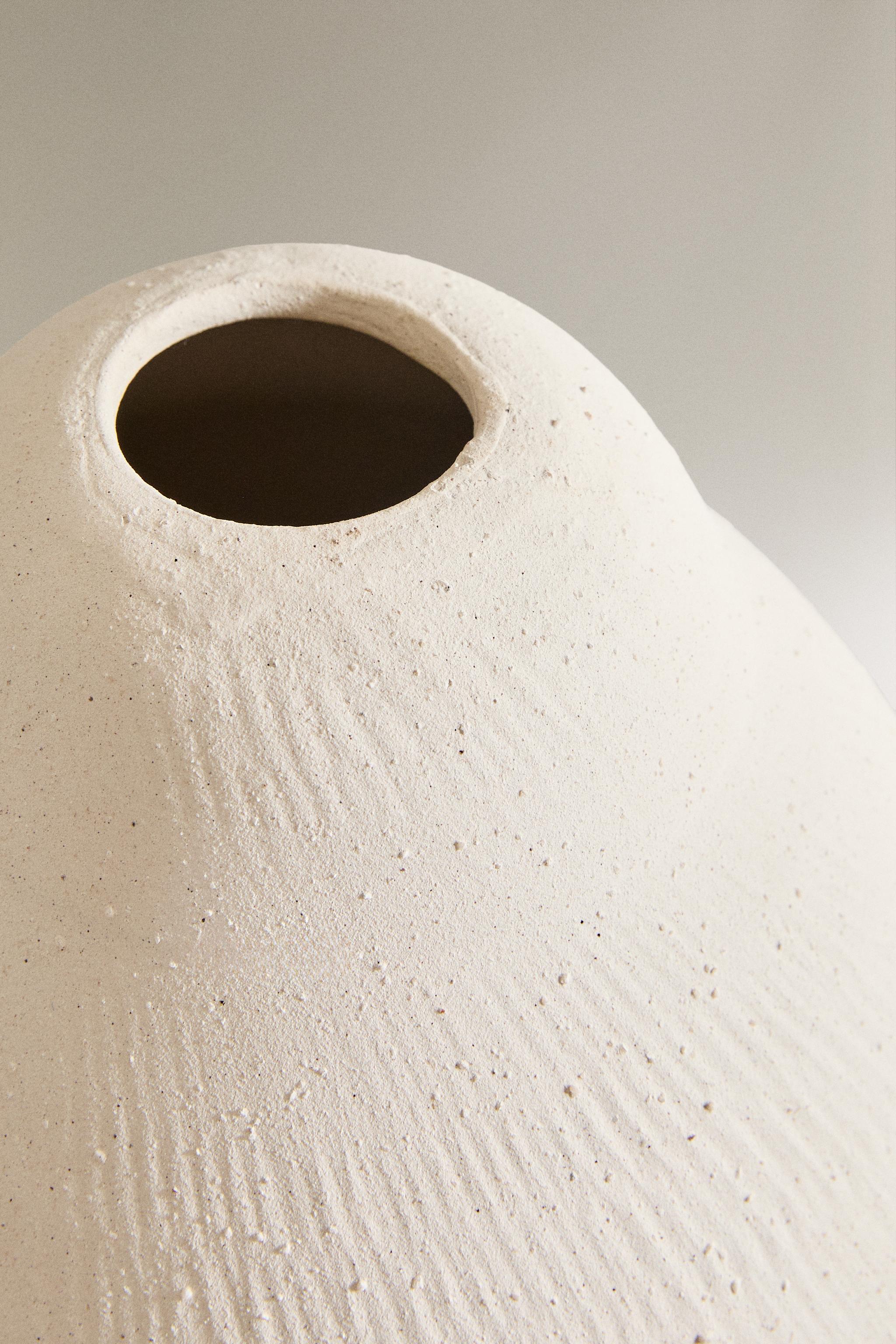 ROUGH CERAMIC VASE
