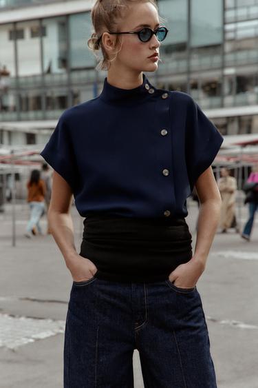 قميص بأزرار متباينة - بحري الخاص بـ Zara