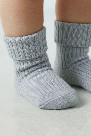 4-PACK OF COLOURED SOCKS IN A BOX - Mid-green by Zara