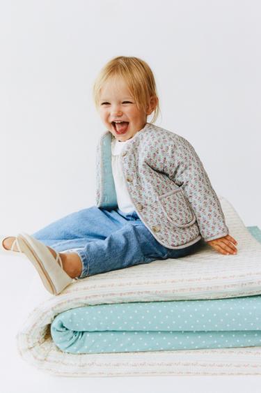 GEWATTEERD JACK MET BLOEMEN - Multicolour van Zara
