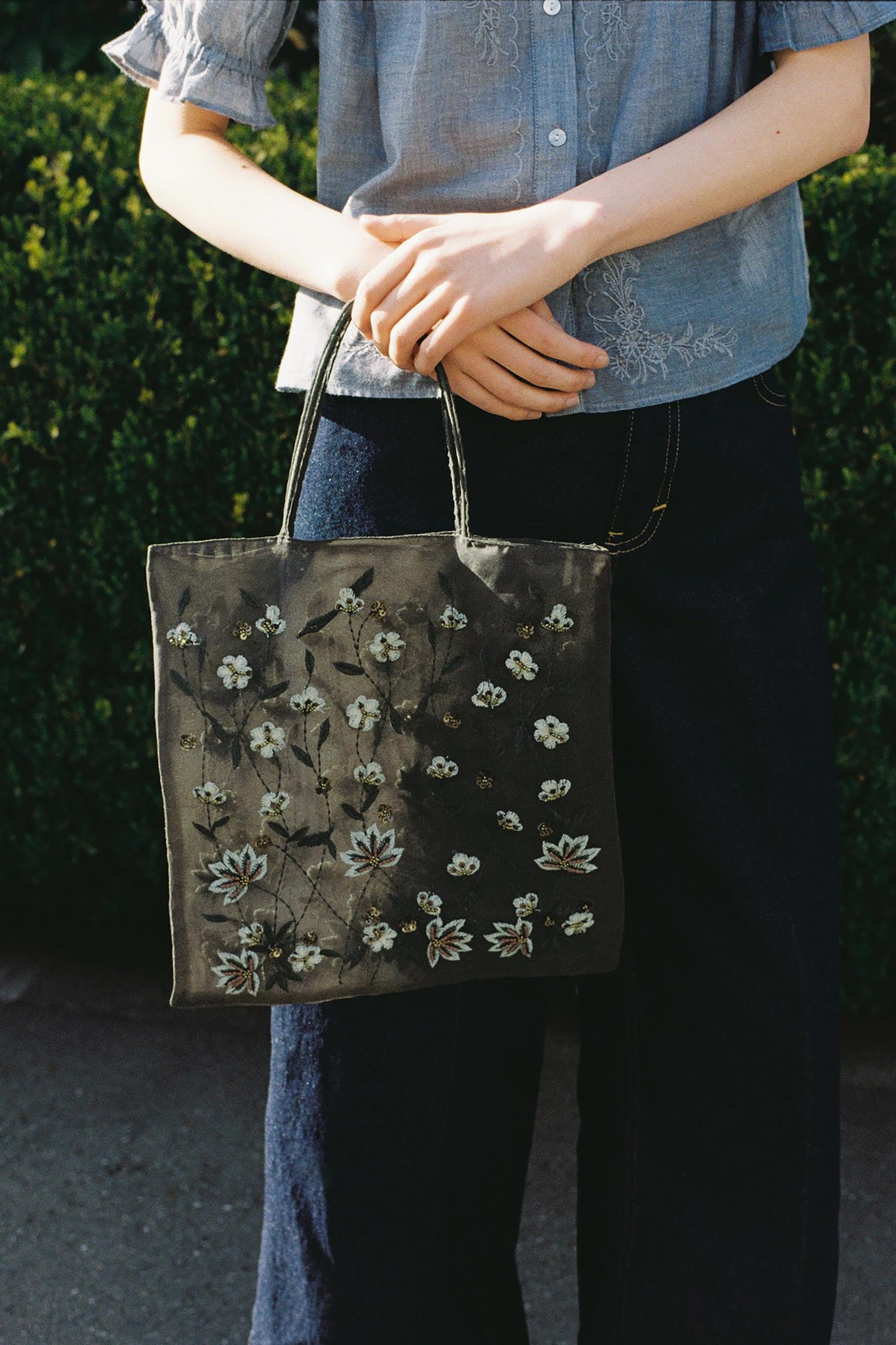 刺繍入り布製バッグ - ブルー | ZARA Japan / 日本