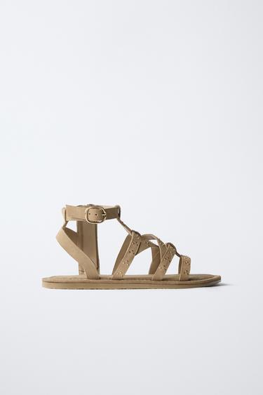 STUDDED SPLIT SUEDE SANDALS - Beige by Zara
