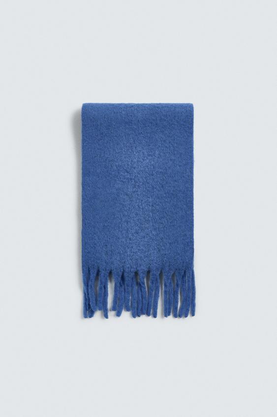 BRUSHED TEXTURE FRINGED SCARF