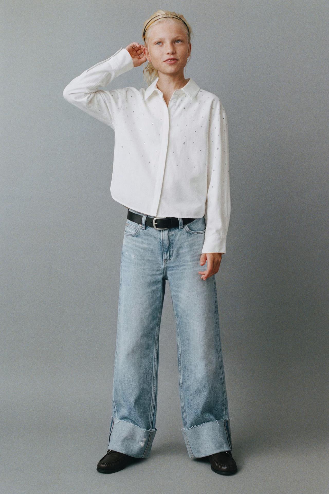 RHINESTONE APPLIQUÉ SHIRT — White
