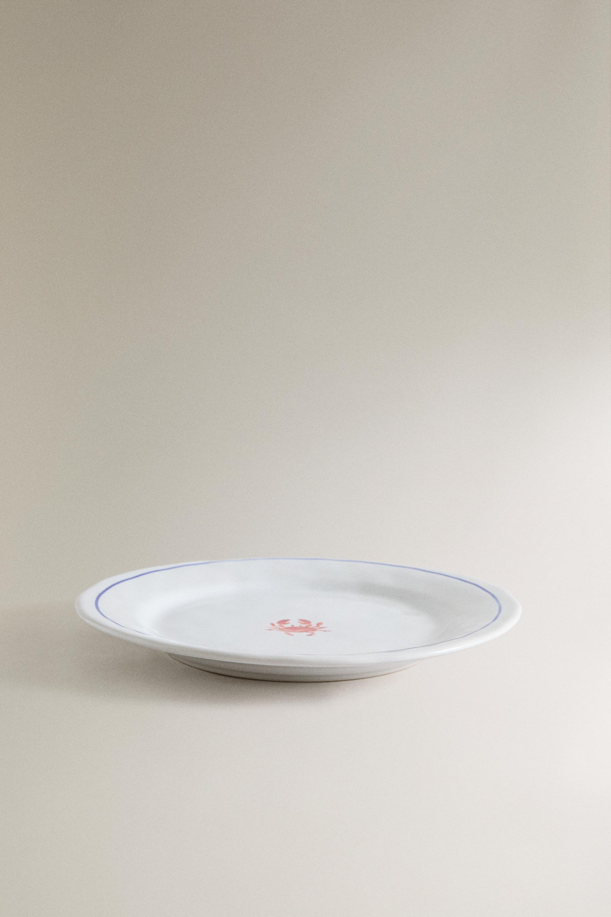 MARINE ANIMAL STONEWARE DESSERT PLATE — White / Red