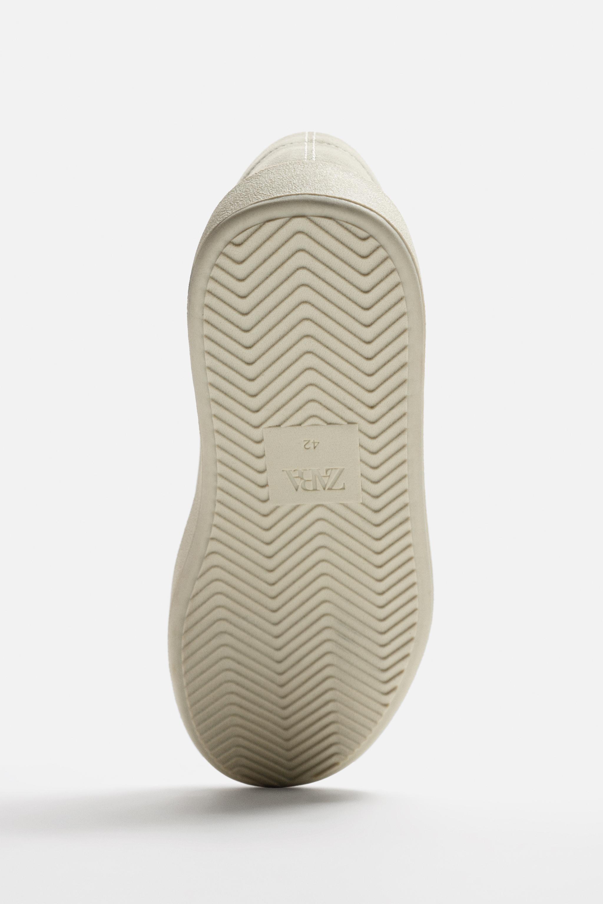 【ZARA】レザーチャンキースニーカー グレー | 2236/521/802 レザーチャンキースニーカー - グレー | ZARA Japan / 日本