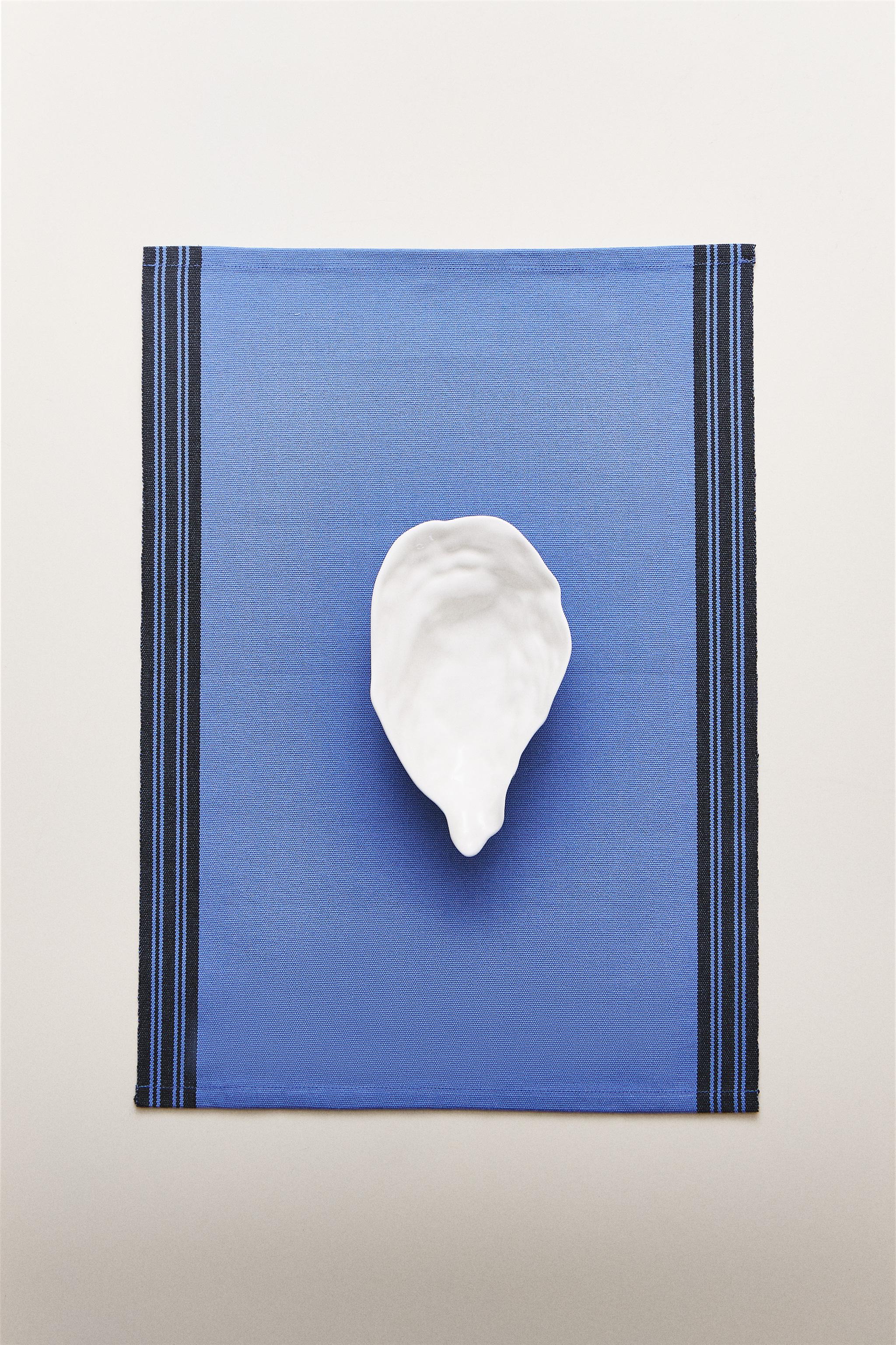 STRIPED PLACEMAT — Blue