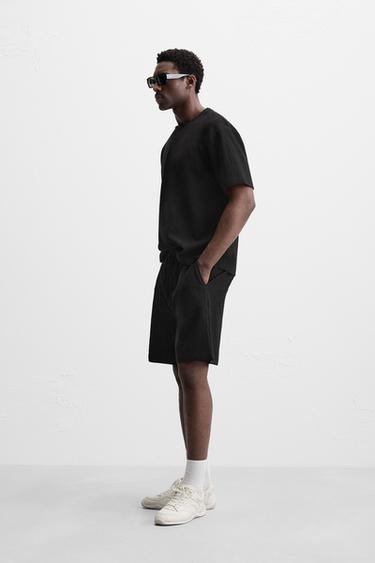 T-SHIRT RELAXED FIT STRUCTURÉ - Noir de Zara - Image 3