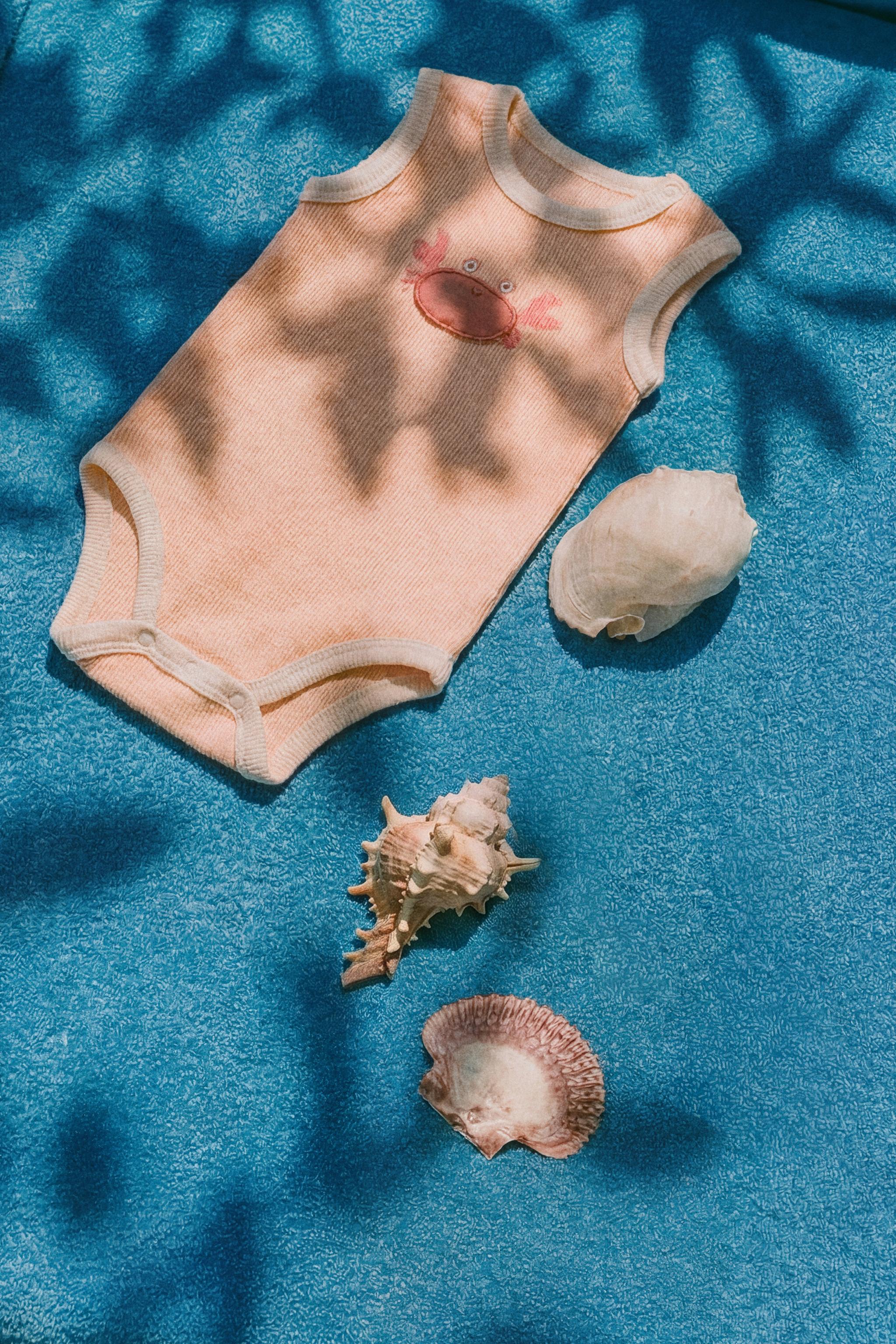 THREE-PACK OF SLEEVELESS BODYSUITS WITH PATCHES — Multicolored
