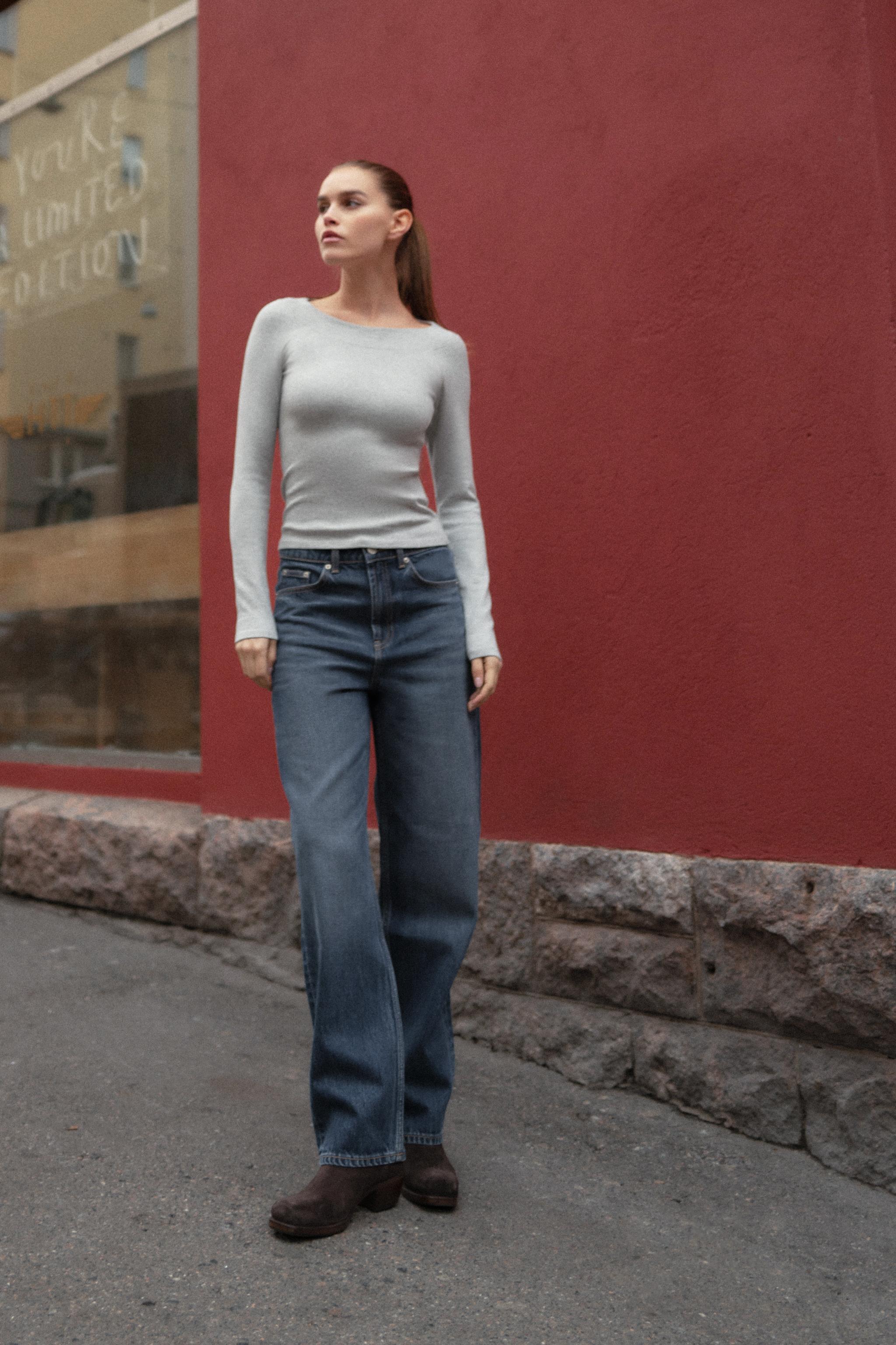 RIBBED BOAT NECK T-SHIRT