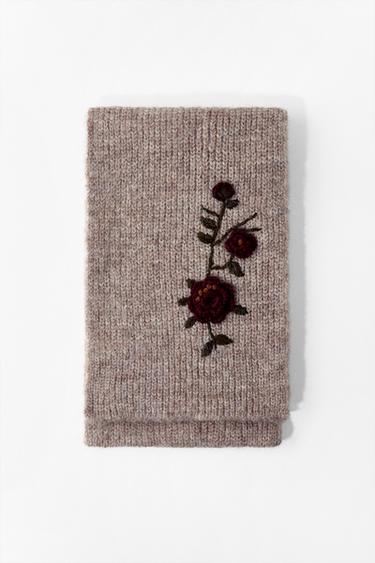 Zara KNIT SCARF WITH FLORAL EMBROIDERY - Sand