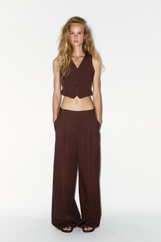 GILET DOS DÉCOUPÉ - Marron foncé de Zara - Image 0