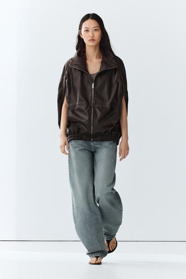 Veste bomber sans manches en cuir nappa - Marron de Zara - Image 0