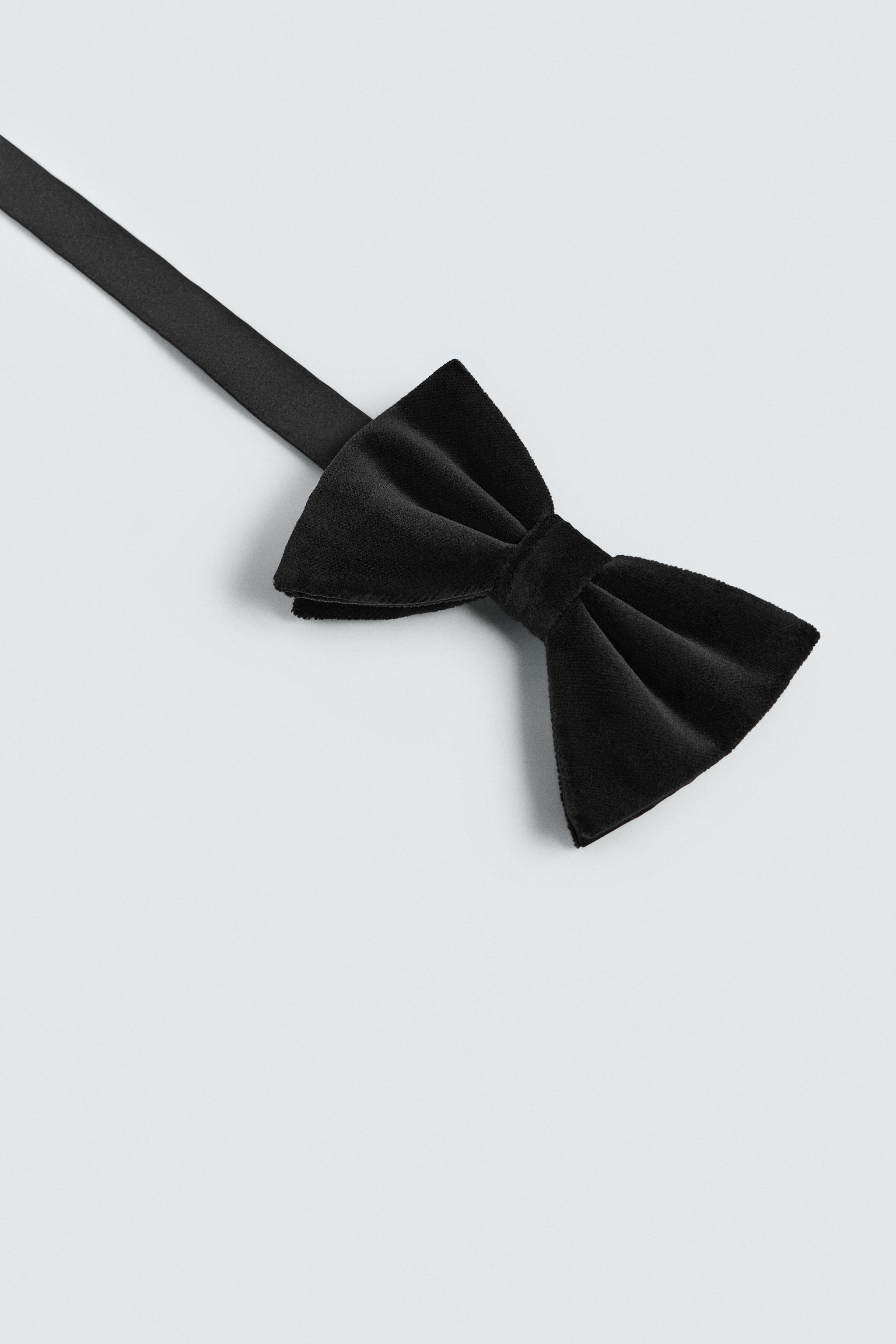 VELVET BOW TIE