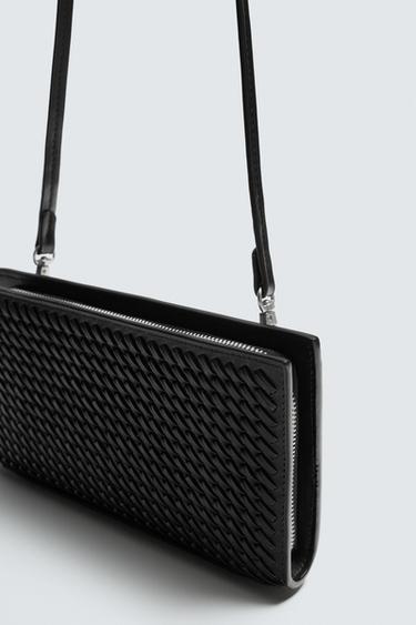PORTEFEUILLE OVERSIZE TRESSÉ - Noir de Zara - Image 4