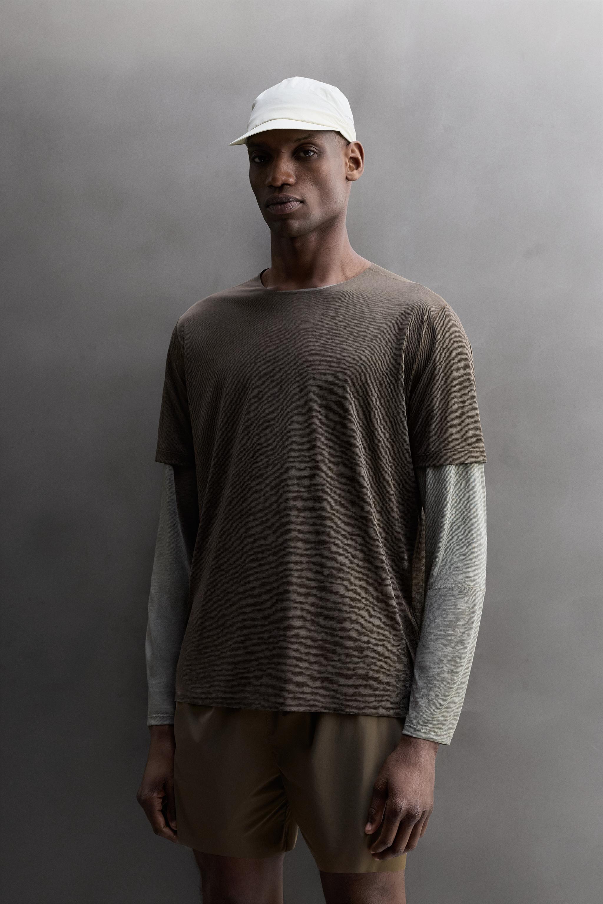LIGHTWEIGHT STRUCTURED RUNNING T-SHIRT — Mid-green