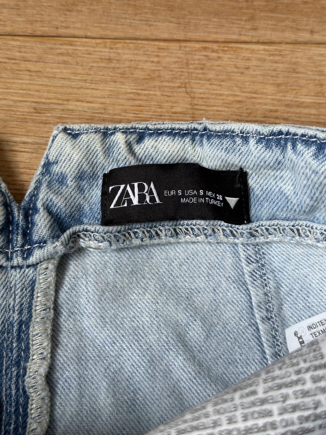 DENIM MINI SKIRT - Image 3